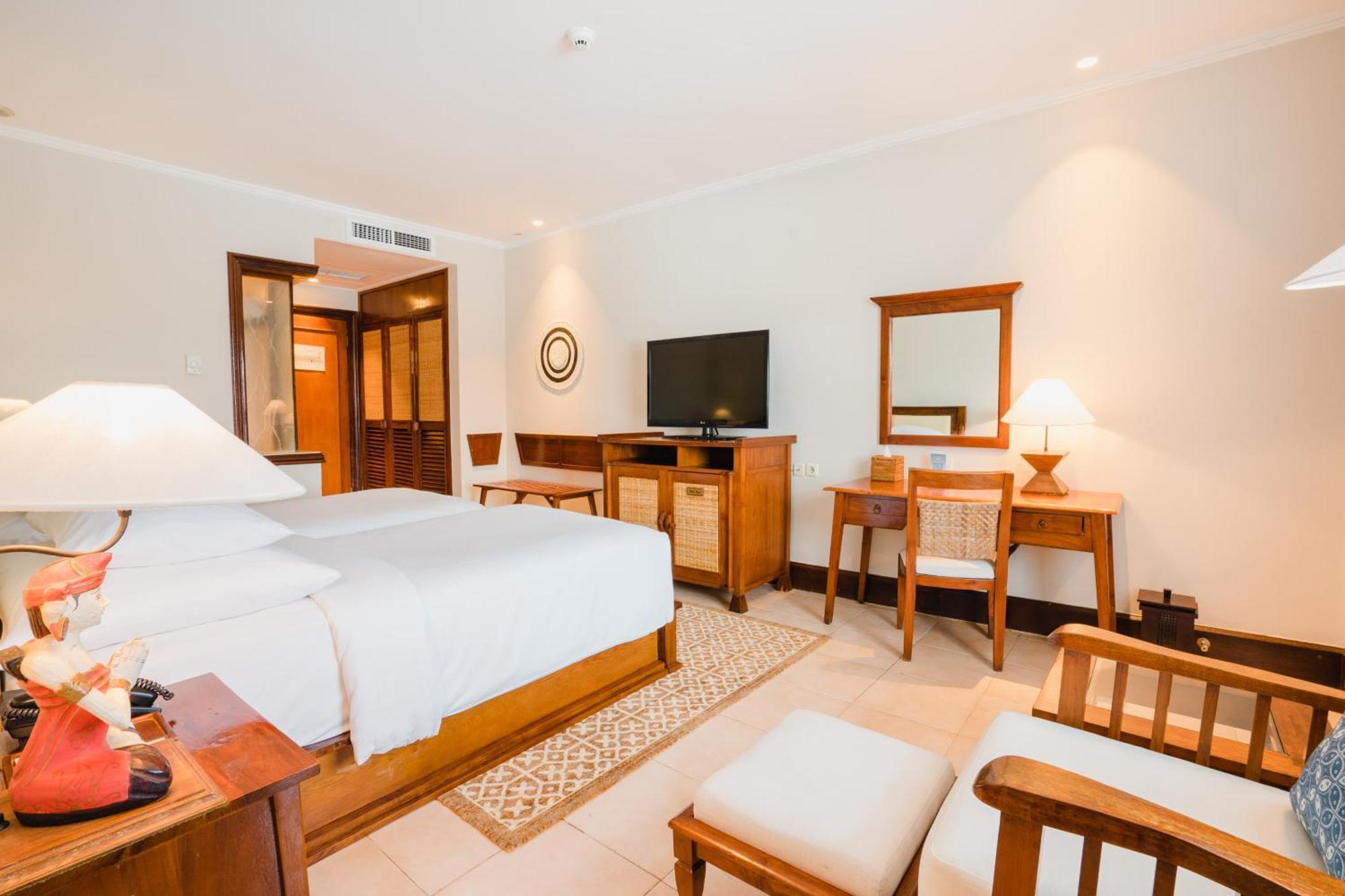 Ramayana And 5* Kuta (Bali)